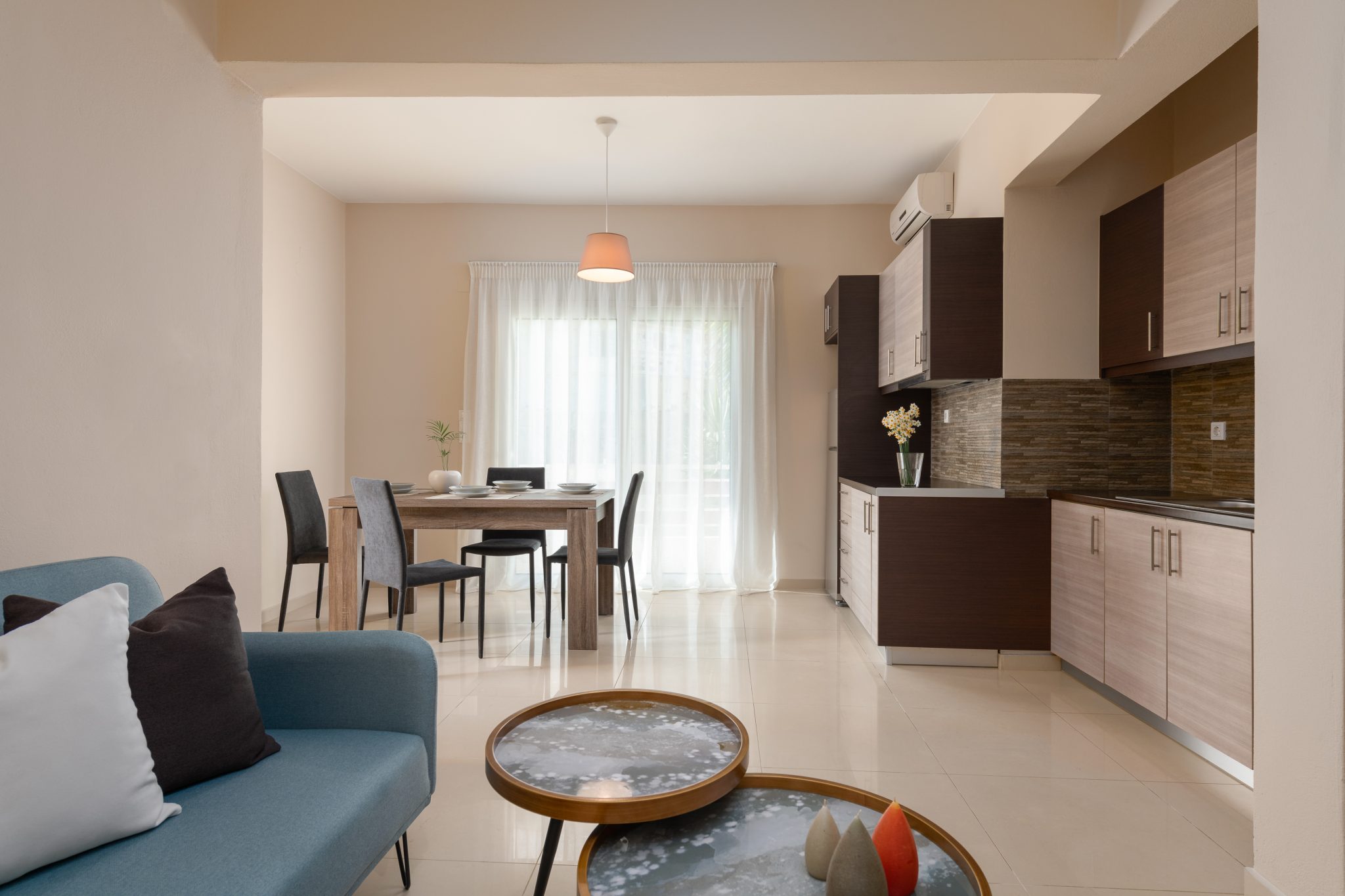 Nikos_Fotakis_Apartment-1