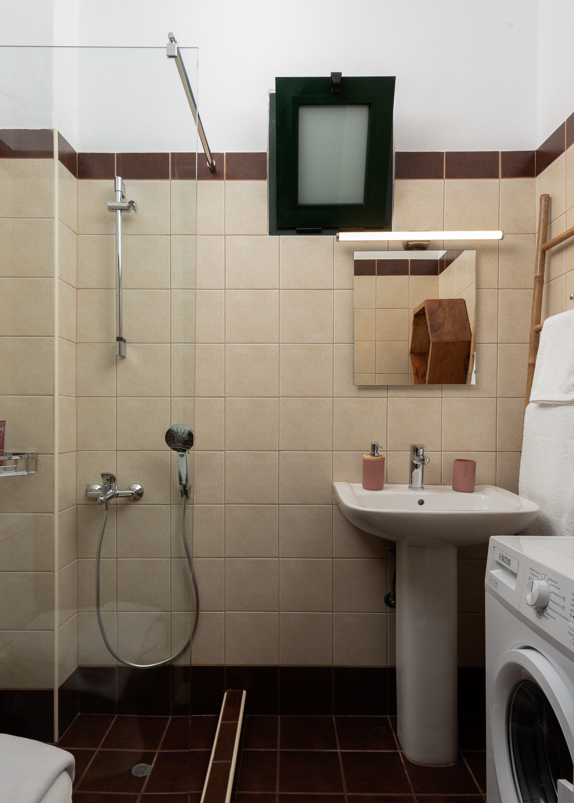 Project_Roussospiti_Home_009