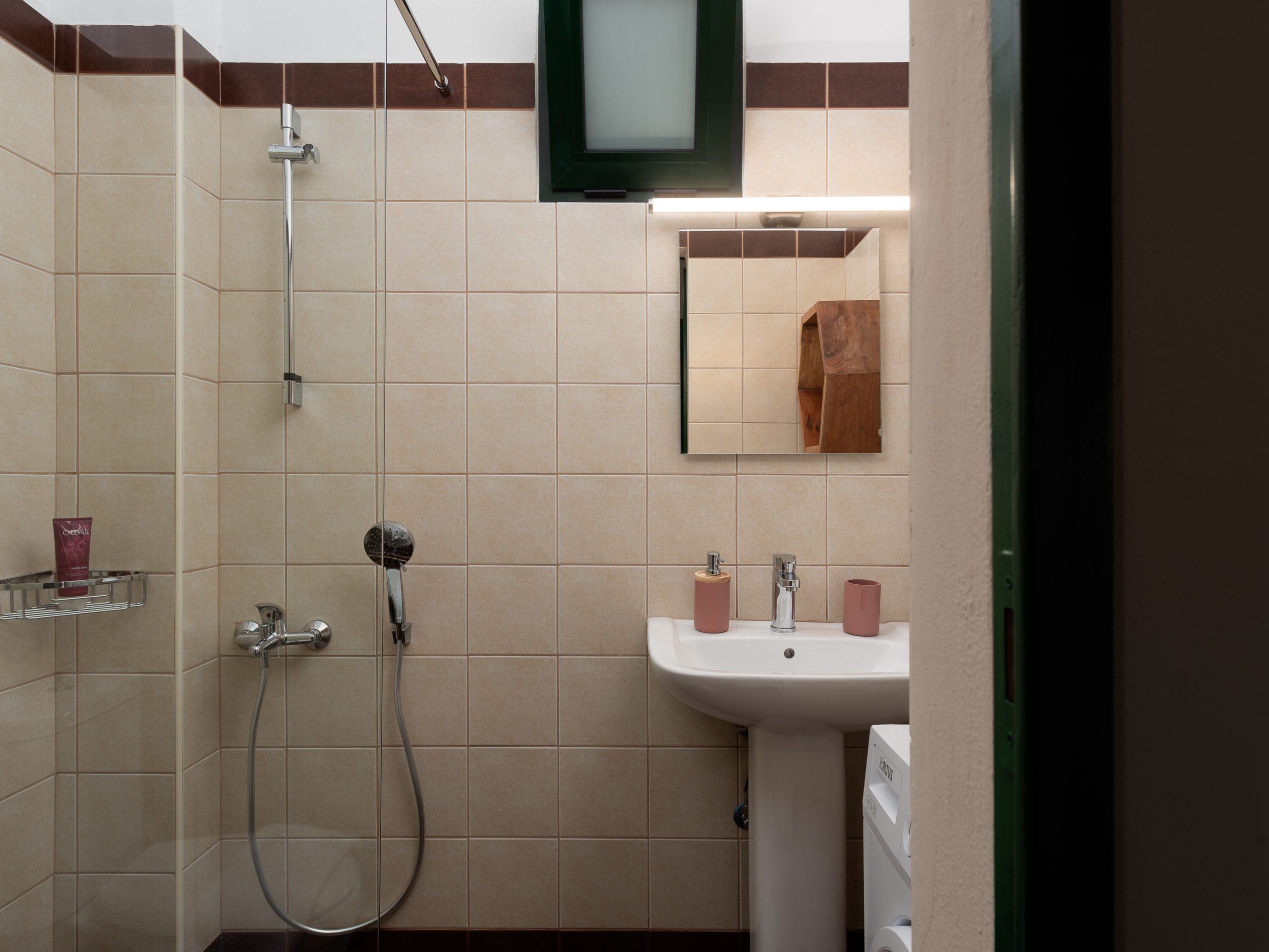 Project_Roussospiti_Home_010